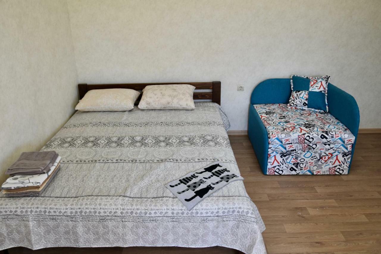 Hotel Три Кошки Chornomorsk Exterior foto