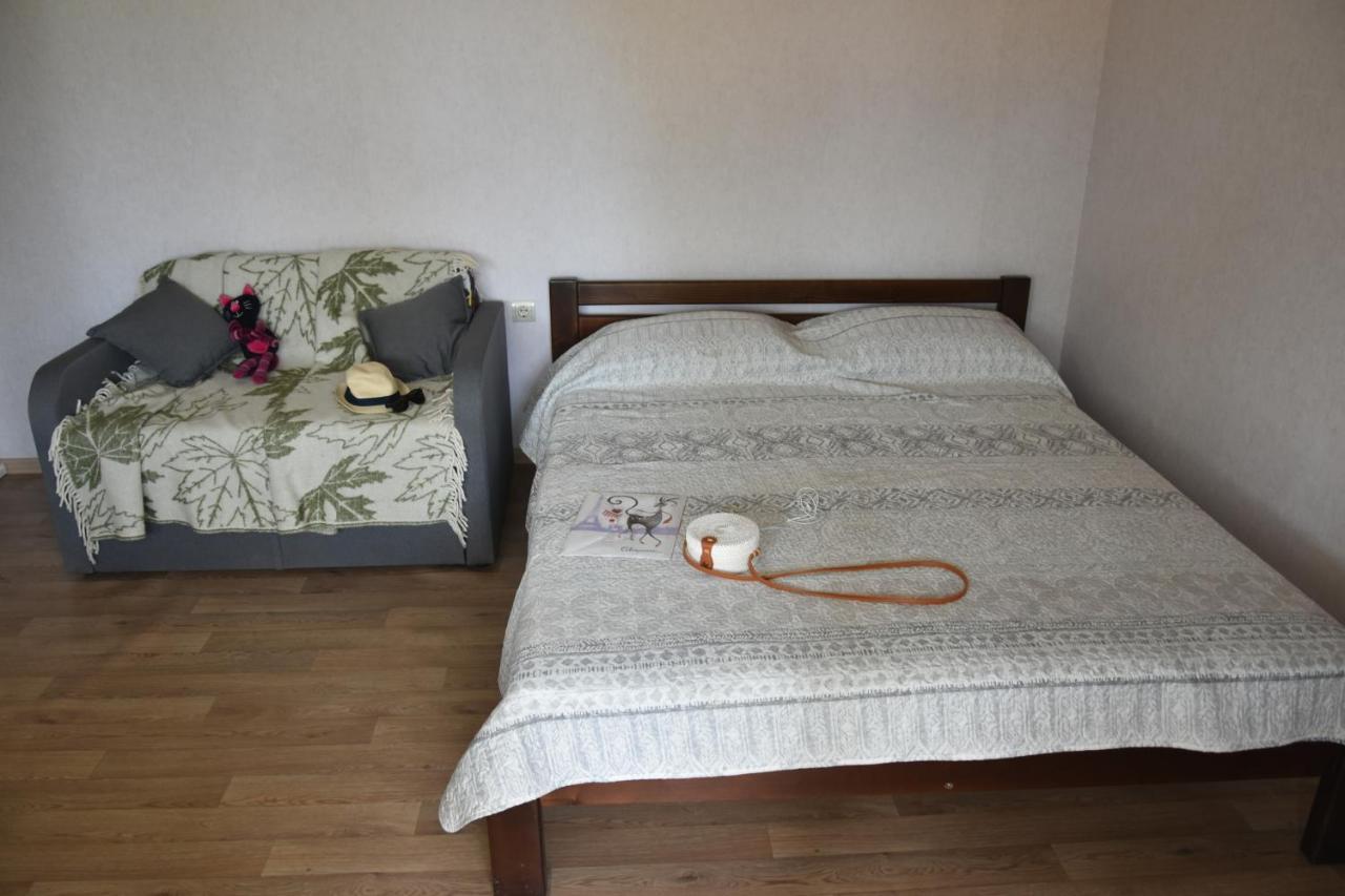 Hotel Три Кошки Chornomorsk Exterior foto